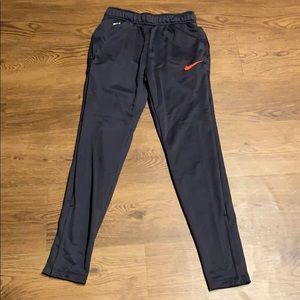 Nike’s pants